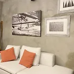 Apartment The Honeymoon Bellano