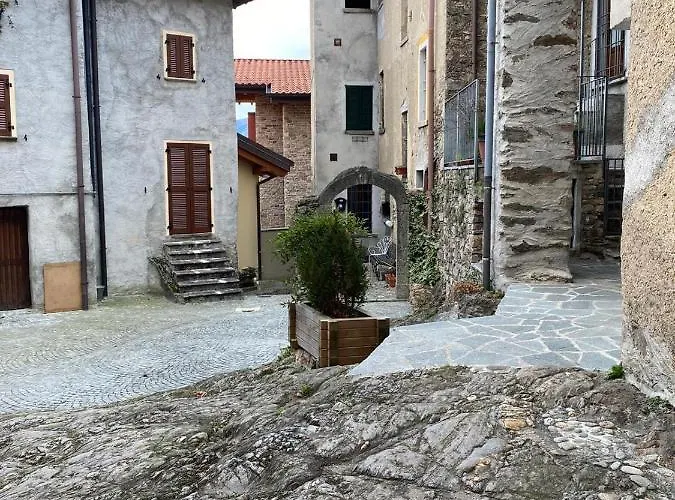 The Honeymoon Bellano